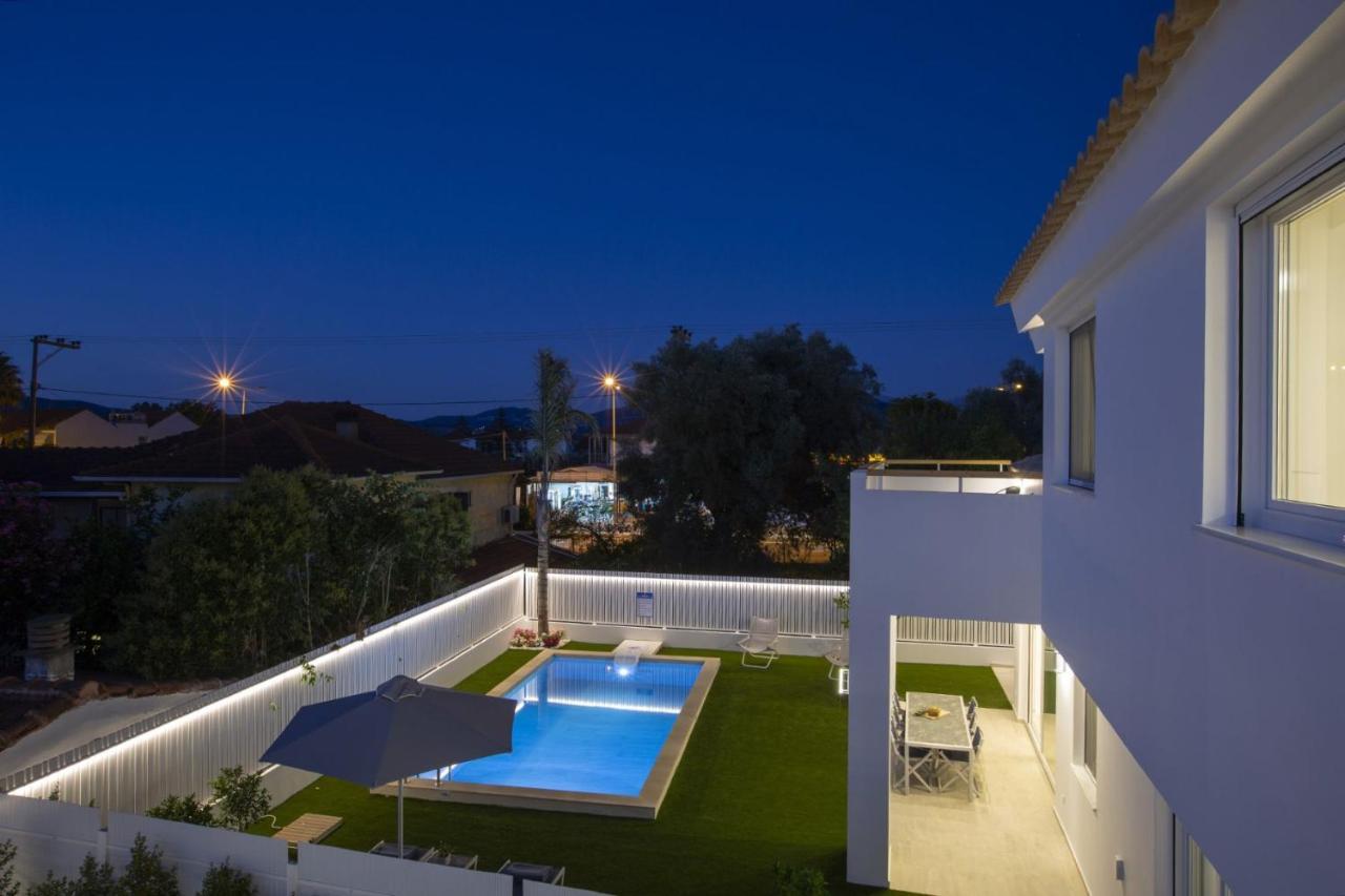The Quad Luxury Villas Лигия Экстерьер фото