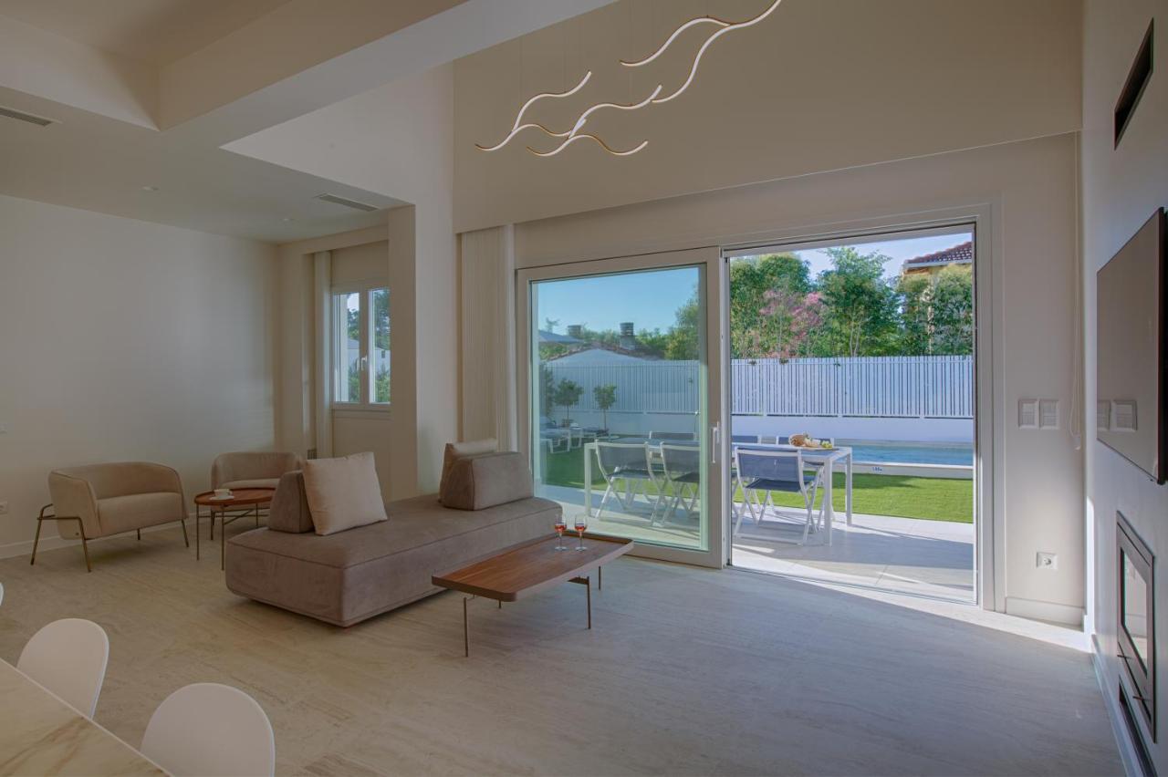 The Quad Luxury Villas Лигия Экстерьер фото
